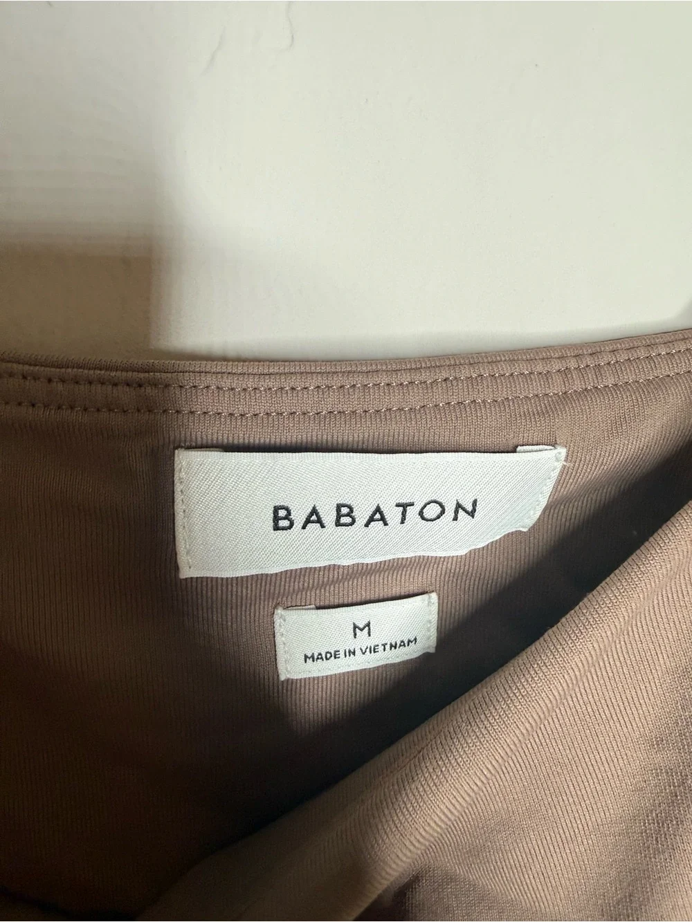 Aritzia Babaton Contour sleeveless square neck bodysuit size medium brown
